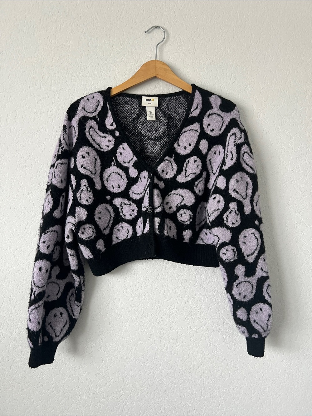 Cropped V-Neck Smiley Cardigan - Black & Lilac